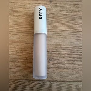 REFY Concealer 06